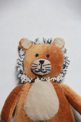 LION- Rufus of the Little Wild