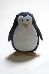 PENGUIN-Pip the Polar Postman