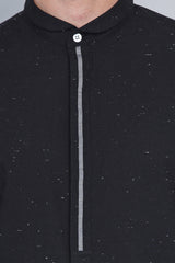 UMEA- ESSENTIAL BLACK NEP SHIRT