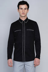 VARBERG- BLACK SHIRT WITH WHITE PIPING DETAIL
