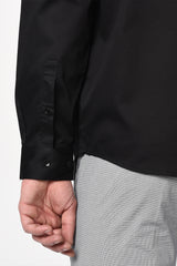 YEAN- BLACK GRAPHIC SHIRT