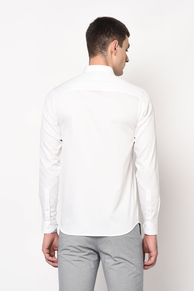 WOGGLE- STYLISED GRAPHIC CUT AND SEW SHIRT